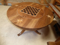 /album/galerie-de-photos-05-table-ronde-table-ovale-table-demi-lune-table-abattant/table-ronde-jeu-01-jpg/